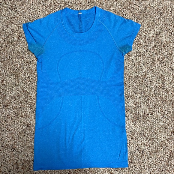 lululemon athletica Tops - Lululemon Short Sleeve
